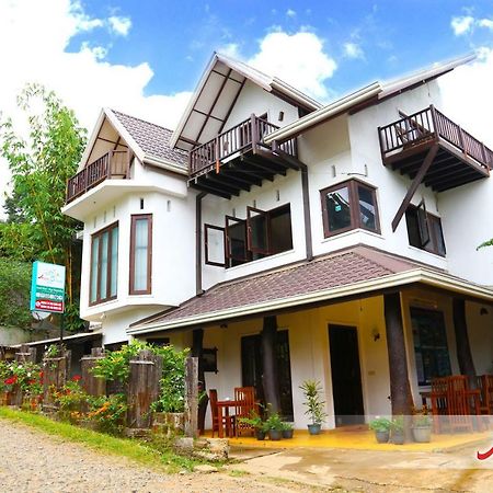 Aspa Green Ella Bagian luar foto